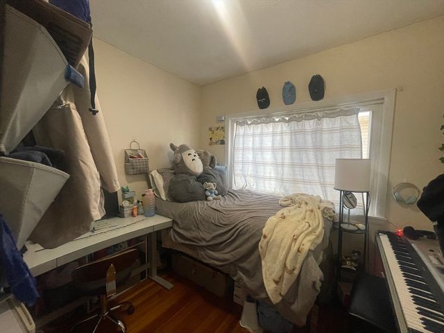 227 Boston Ave 2, Medford, MA 02155