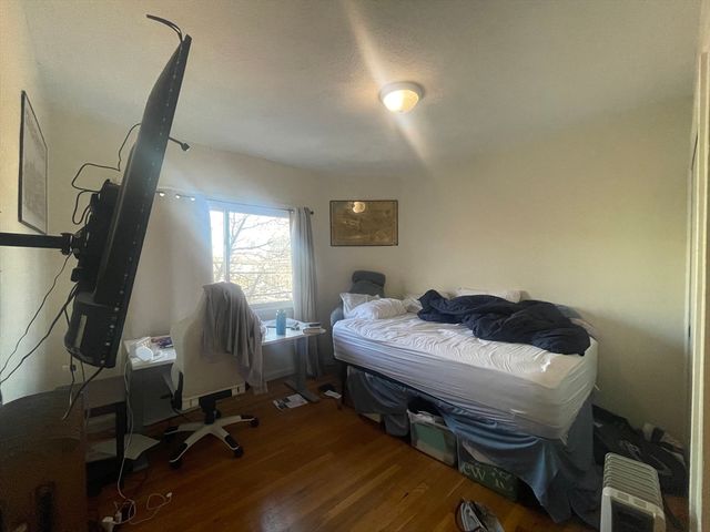 227 Boston Ave 2, Medford, MA 02155