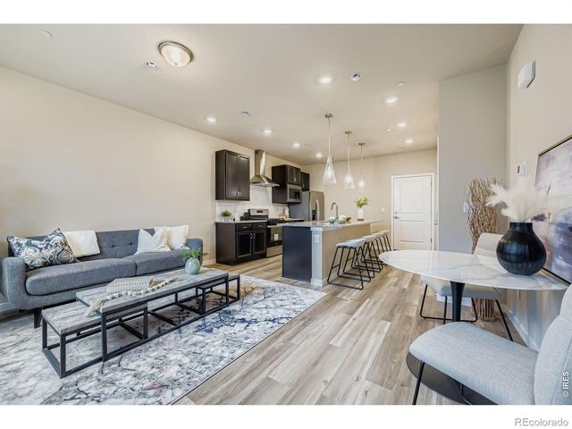 2805 Bear Springs Circle, Longmont, CO 80503