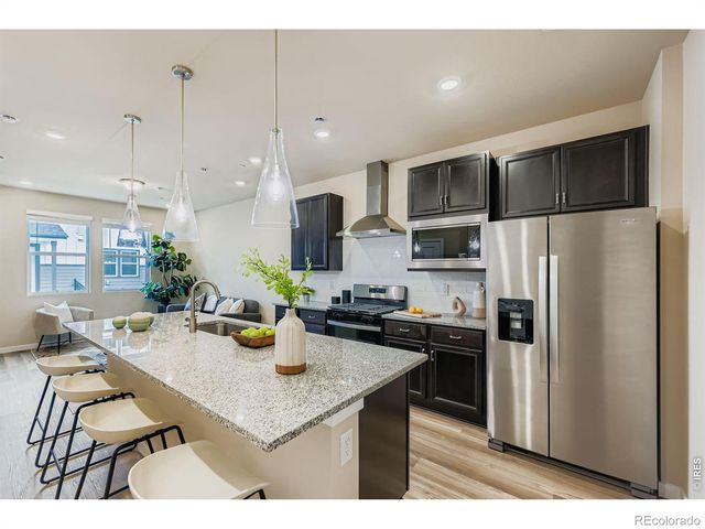 2805 Bear Springs Circle, Longmont, CO 80503