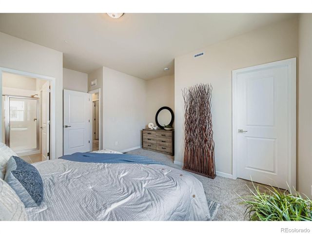 2805 Bear Springs Circle, Longmont, CO 80503