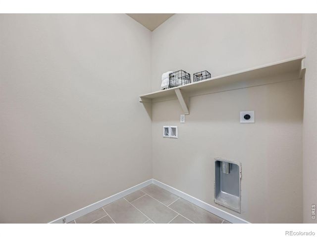 2805 Bear Springs Circle, Longmont, CO 80503