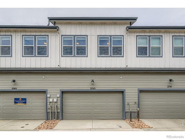 2805 Bear Springs Circle, Longmont, CO 80503