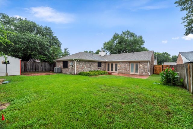 18007 Brooknoll Drive, Houston, TX 77084