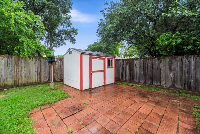 18007 Brooknoll Drive, Houston, TX 77084