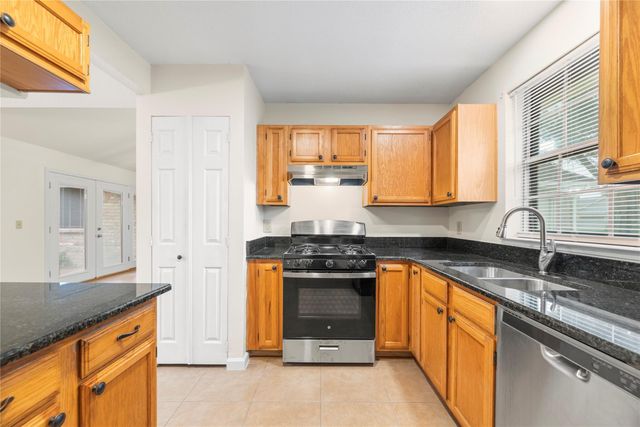 18007 Brooknoll Drive, Houston, TX 77084