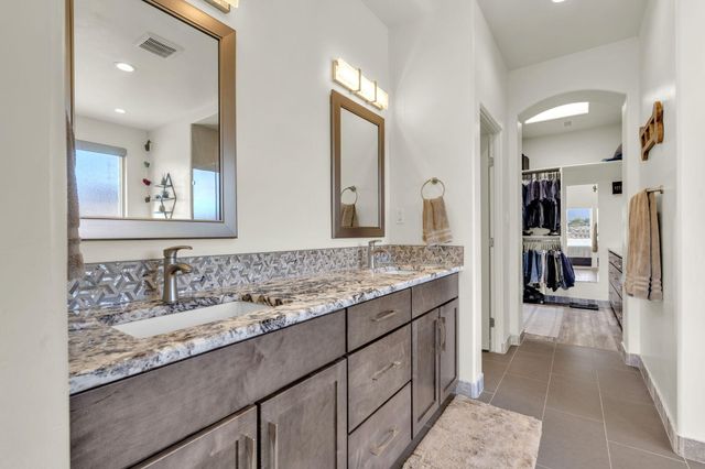 14 Montana Del Sol, Placitas, NM 87043