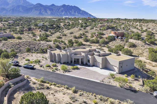 14 Montana Del Sol, Placitas, NM 87043