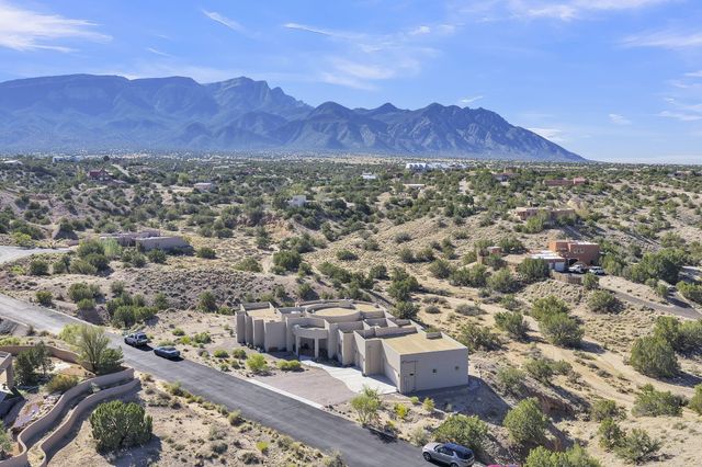 14 Montana Del Sol, Placitas, NM 87043