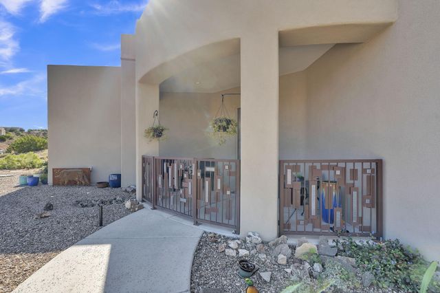 14 Montana Del Sol, Placitas, NM 87043