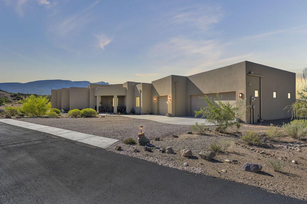 14 Montana Del Sol, Placitas, NM 87043
