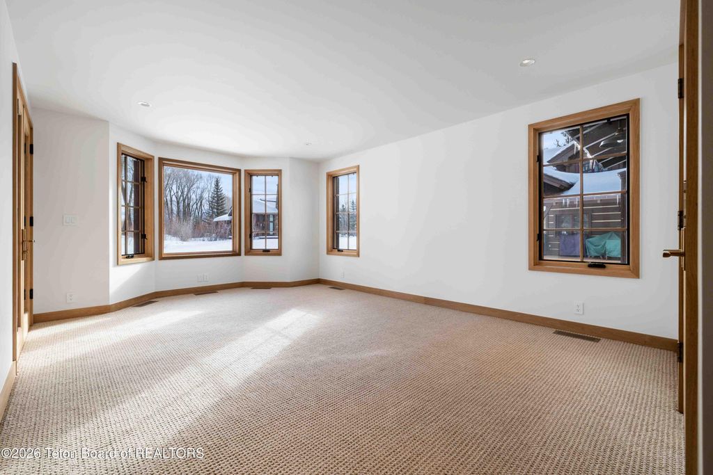 5910 N CONEFLOWER Drive 30, Jackson, WY 83001 photo 10