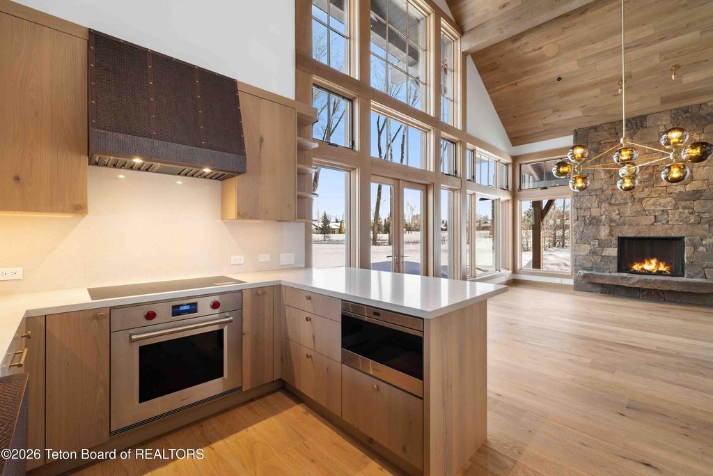 5910 N CONEFLOWER Drive 30, Jackson, WY 83001 photo 8