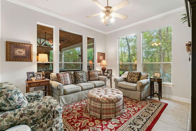 27 Wooded Path Place, The Woodlands, TX 77382