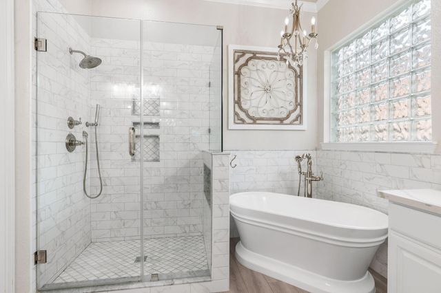 27 Wooded Path Place, The Woodlands, TX 77382