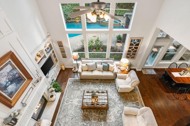 27 Wooded Path Place, The Woodlands, TX 77382