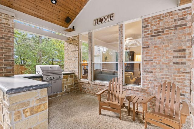 27 Wooded Path Place, The Woodlands, TX 77382