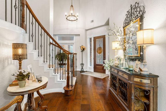 27 Wooded Path Place, The Woodlands, TX 77382