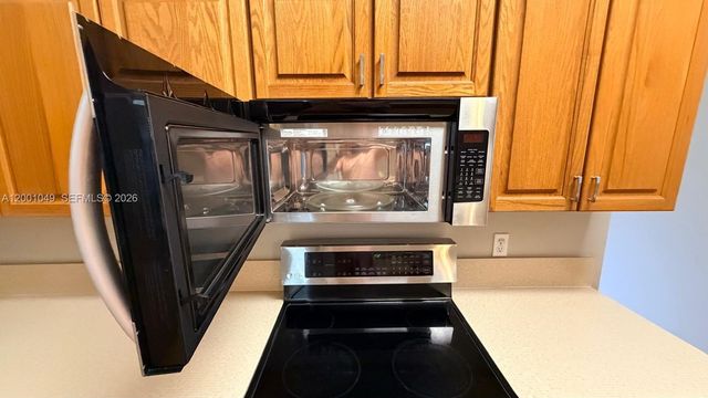 11540 NW 27th Ct -, Plantation, FL 33323