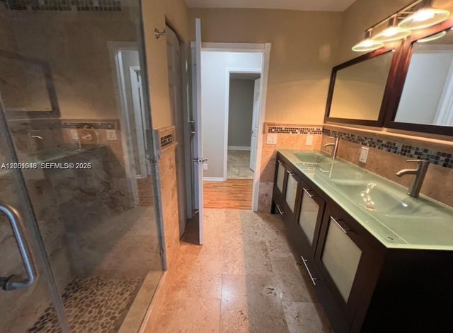 11540 NW 27th Ct -, Plantation, FL 33323