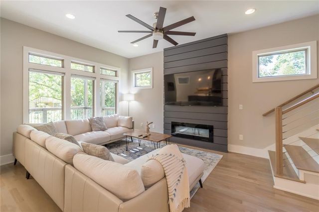 406 E Side Avenue SE, Atlanta, GA 30316