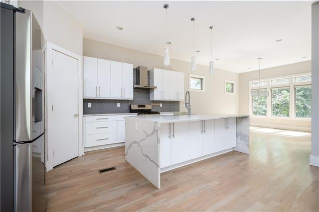 406 E Side Avenue SE, Atlanta, GA 30316