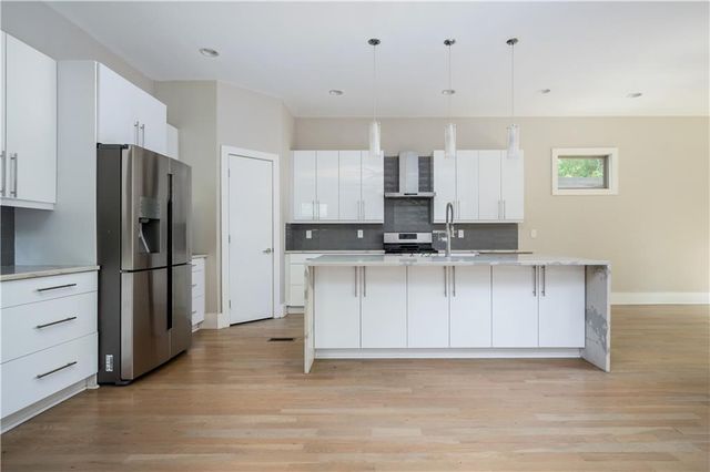 406 E Side Avenue SE, Atlanta, GA 30316