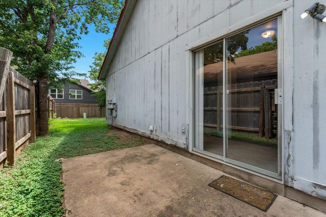 11906 Sunhillow BND A, Austin, TX 78758