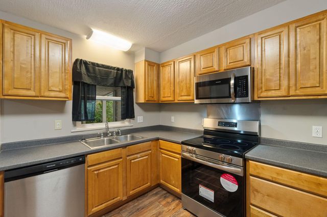 511 Westover Dr., Hattiesburg, MS 39402