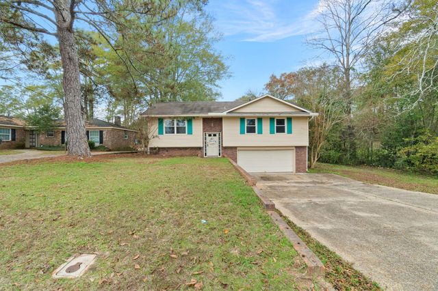 511 Westover Dr., Hattiesburg, MS 39402