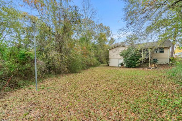 511 Westover Dr., Hattiesburg, MS 39402