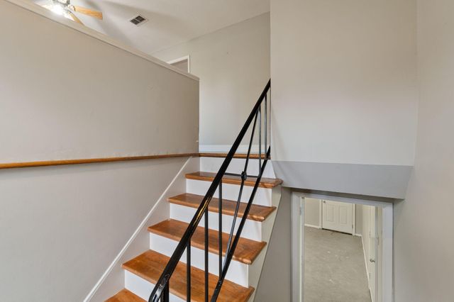 511 Westover Dr., Hattiesburg, MS 39402