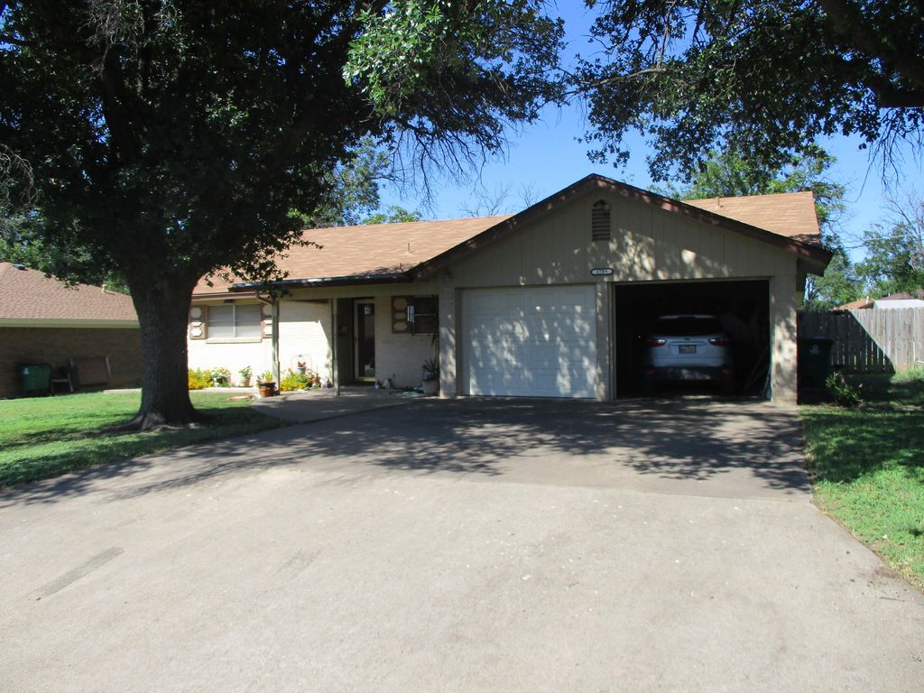 1709 Dove Creek Drive, San Angelo, TX 76901