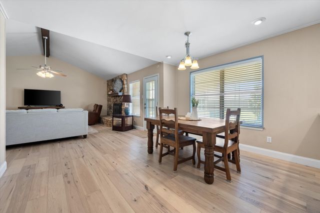 212 S Heights Drive, Crowley, TX 76036