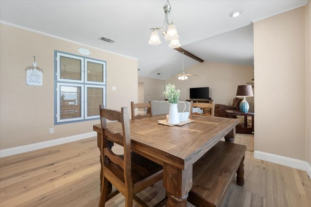 212 S Heights Drive, Crowley, TX 76036