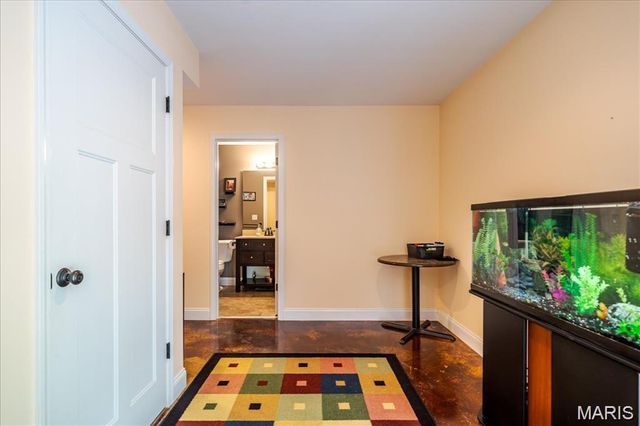 613 Rock Creek Drive, Washington, MO 63090