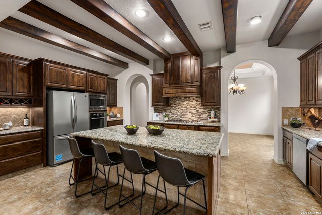 1410 MELANIE CIR, San Antonio, TX 78258