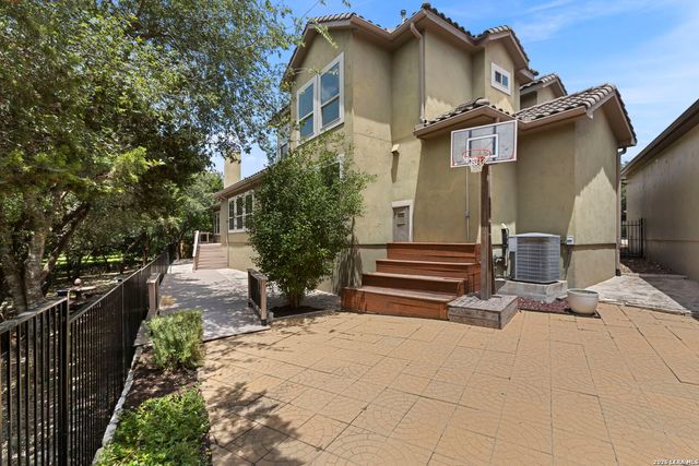 1410 MELANIE CIR, San Antonio, TX 78258