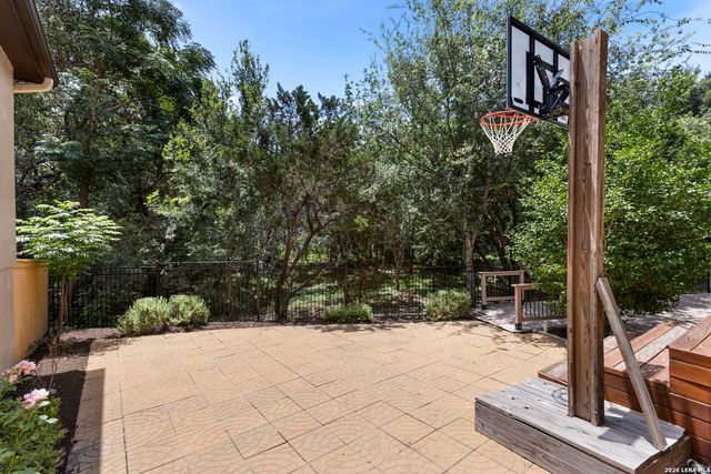 1410 MELANIE CIR, San Antonio, TX 78258