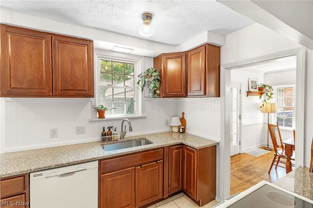 3854 Bethany Road, University Heights, OH 44118