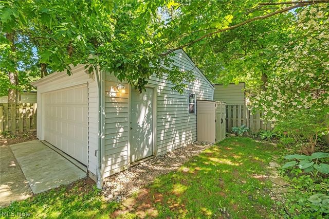 3854 Bethany Road, University Heights, OH 44118