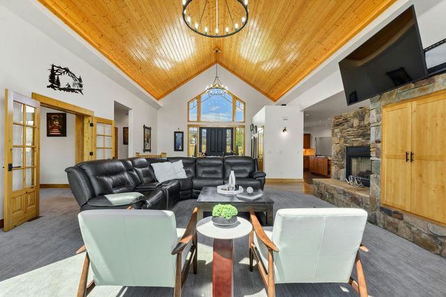 23418 E Broken Lance Ln, Liberty Lake, WA 99019