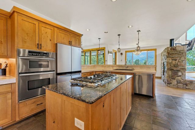 23418 E Broken Lance Ln, Liberty Lake, WA 99019