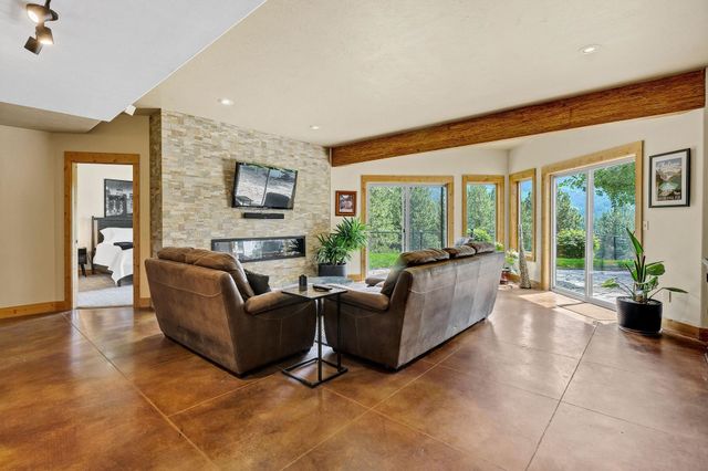 23418 E Broken Lance Ln, Liberty Lake, WA 99019