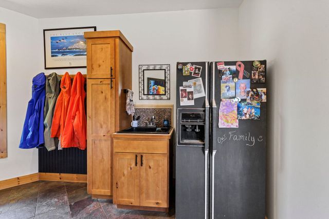 23418 E Broken Lance Ln, Liberty Lake, WA 99019