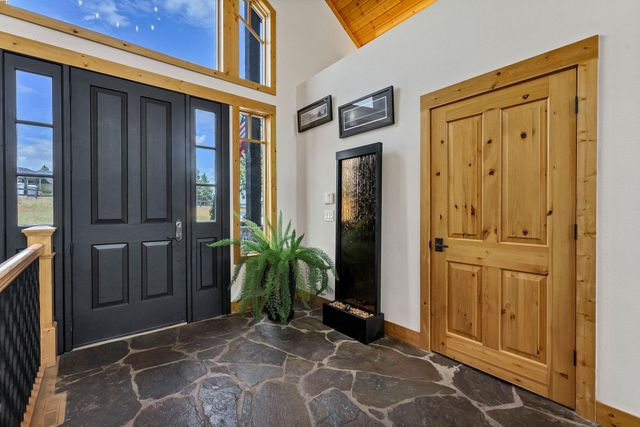 23418 E Broken Lance Ln, Liberty Lake, WA 99019