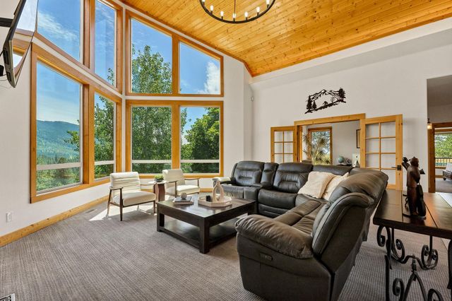 23418 E Broken Lance Ln, Liberty Lake, WA 99019