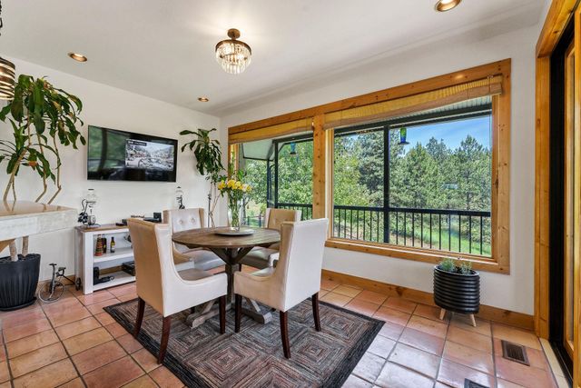 23418 E Broken Lance Ln, Liberty Lake, WA 99019