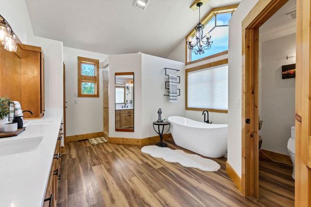 23418 E Broken Lance Ln, Liberty Lake, WA 99019
