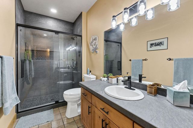 23418 E Broken Lance Ln, Liberty Lake, WA 99019